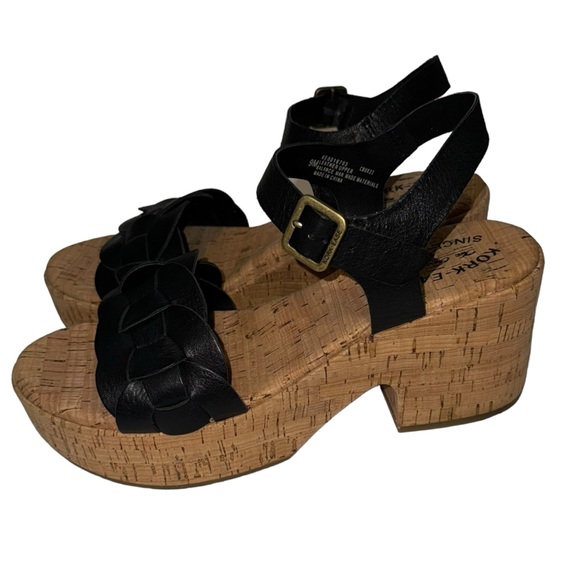 KORK-EASE Tatiana Women's Wedge Sandal - Picture 2 of 8